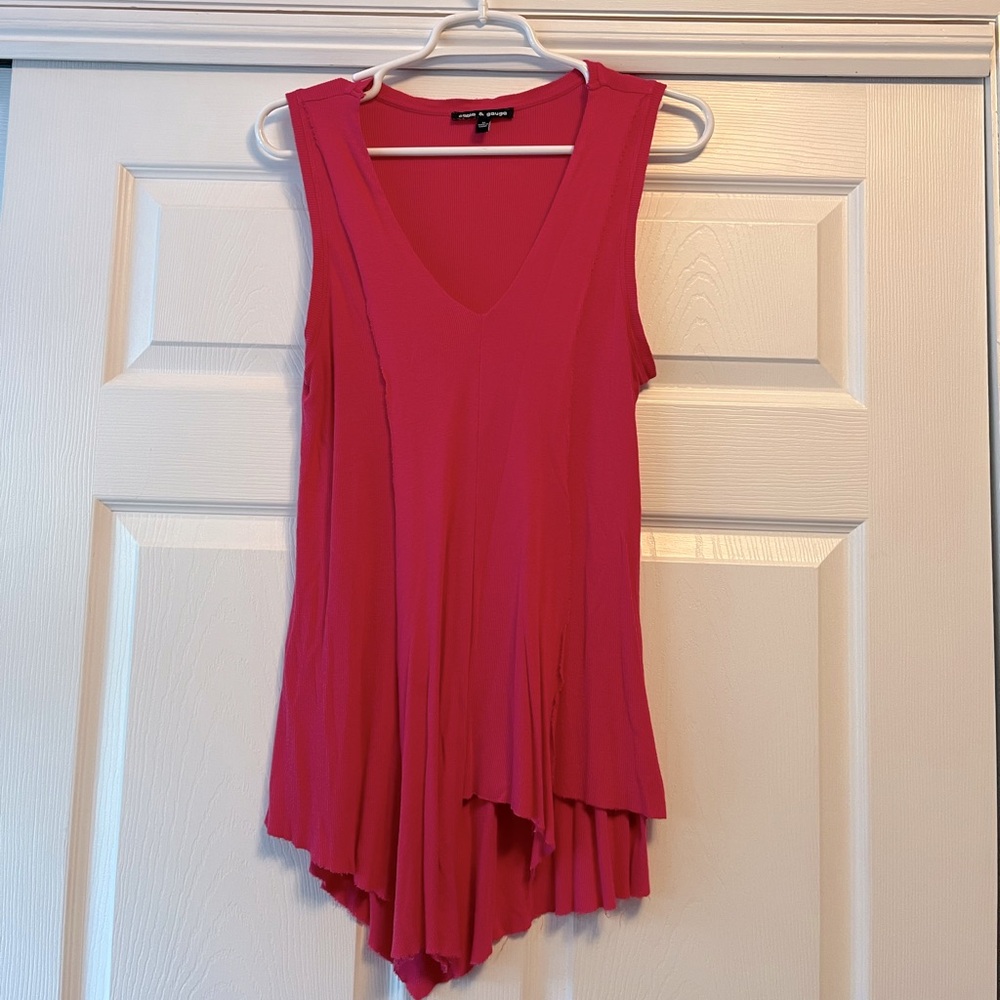 Cable & Gauge size large hot pink sleeveless top with raw hem